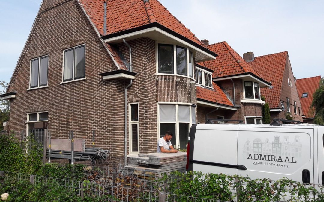 Gevelrestauratie monumentale stadswoning aan het Van Rhenenpark in Nijkerk